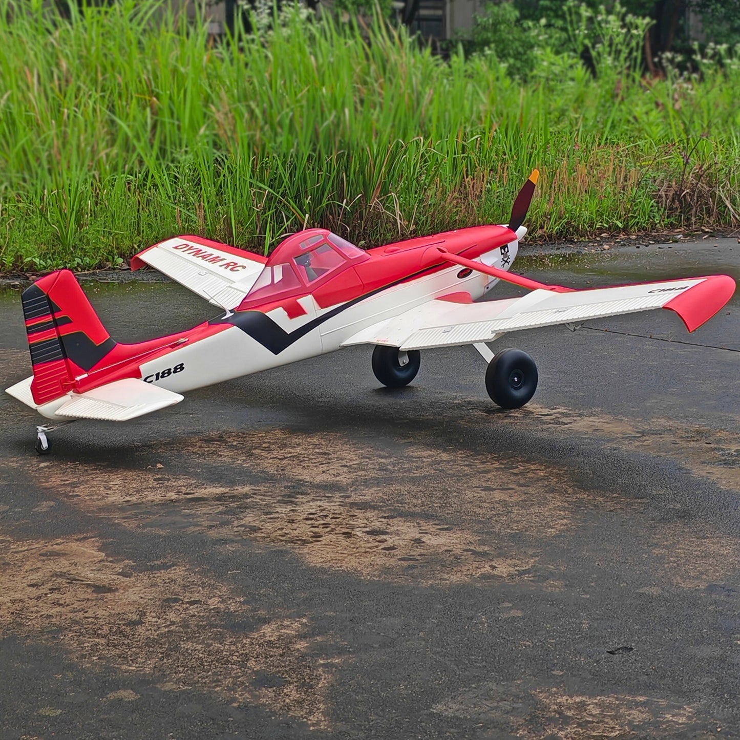 Dynam Cessna 188 Crop Duster V2 Red 4S RC Scale Airplane 1.5m w/ Flaps