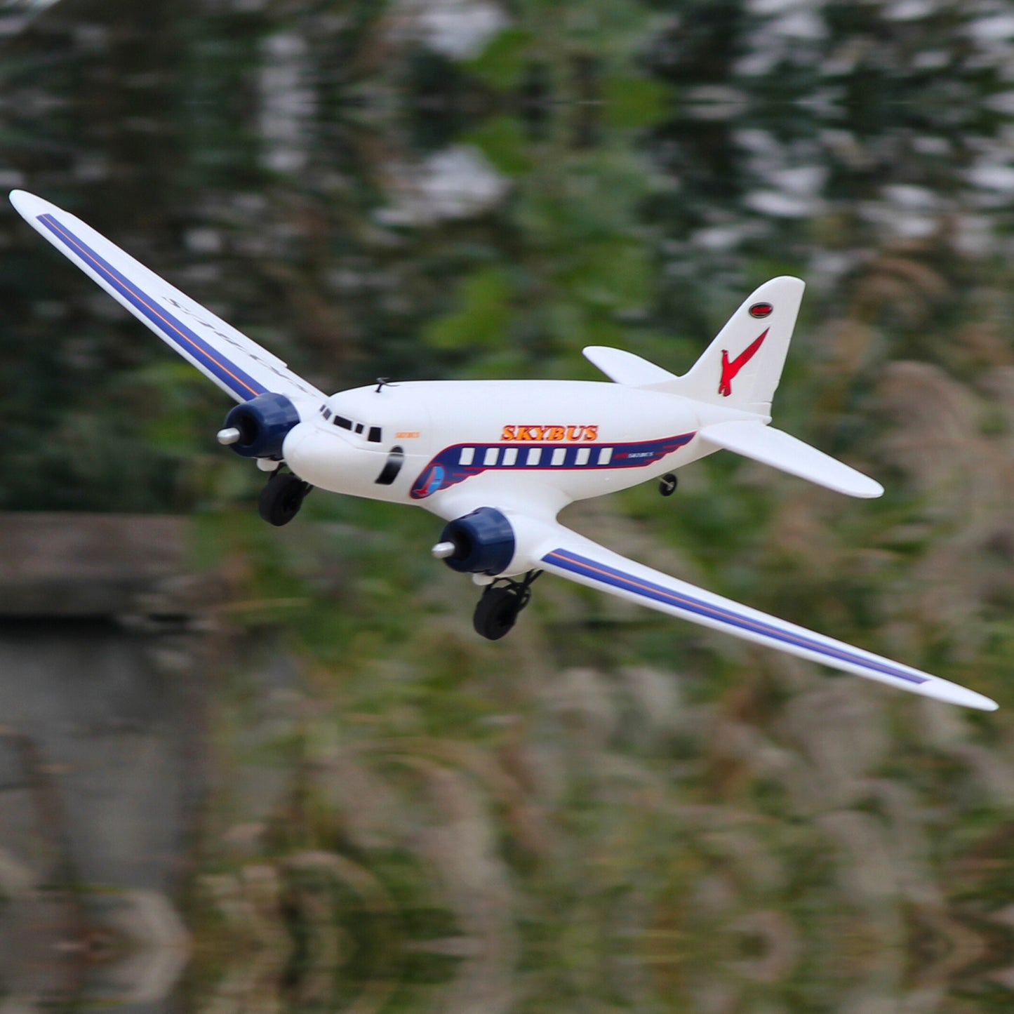 Dynam DC-3 Skybus White RC Warbird 1.5m Wingspan