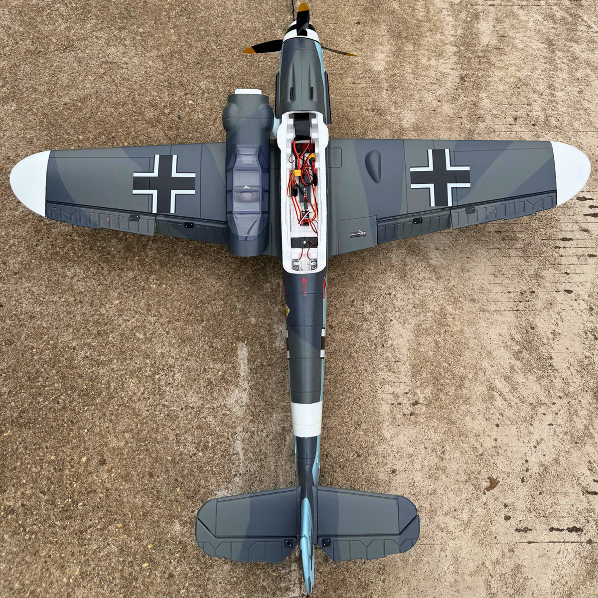 Dynam Messerschmitt BF-109 V2 4S RC Warbird 1.3m w/ Flaps