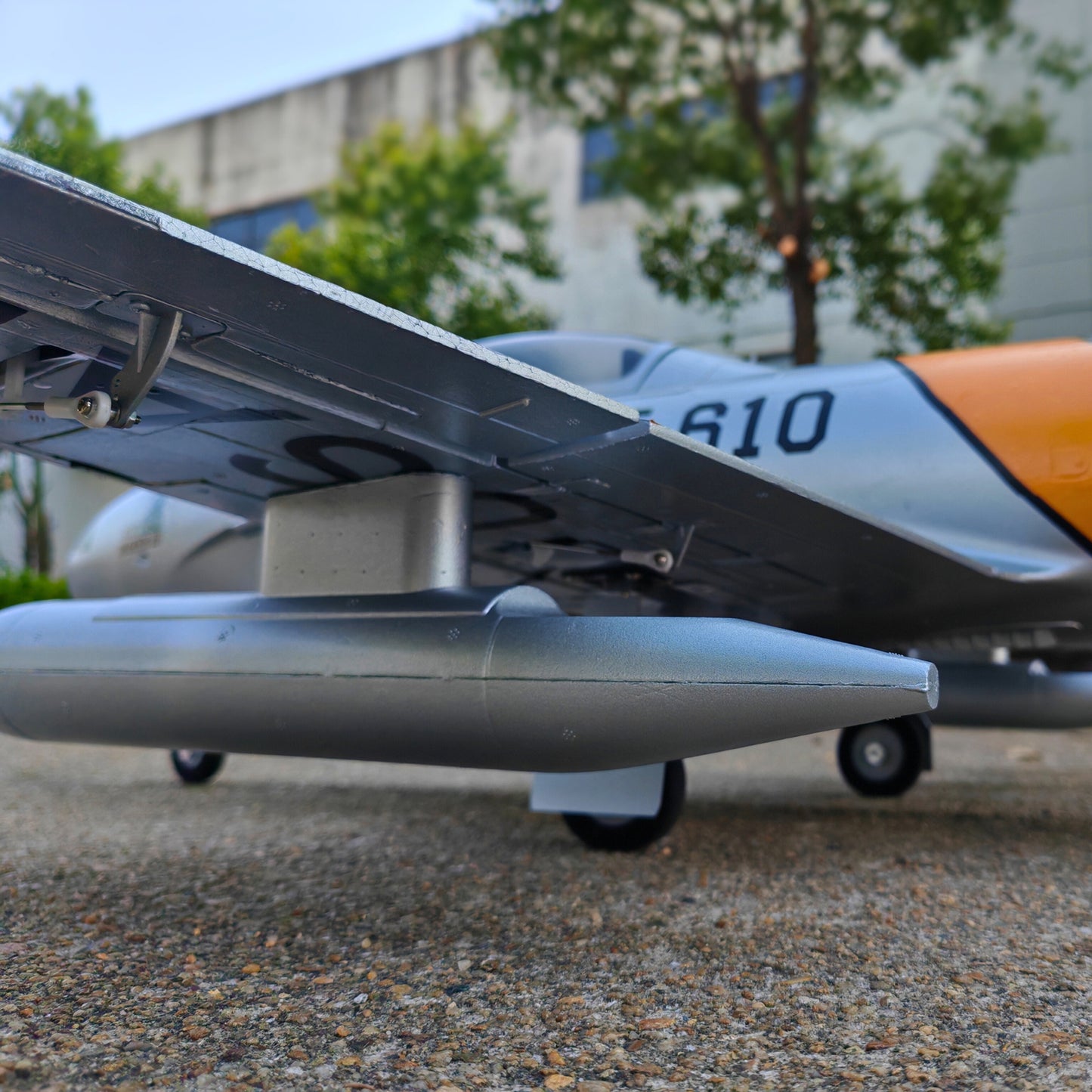 Novinka! Trénerské lietadlo Dynam T-33 Shooting Star F-80 70mm EDF 6S RC