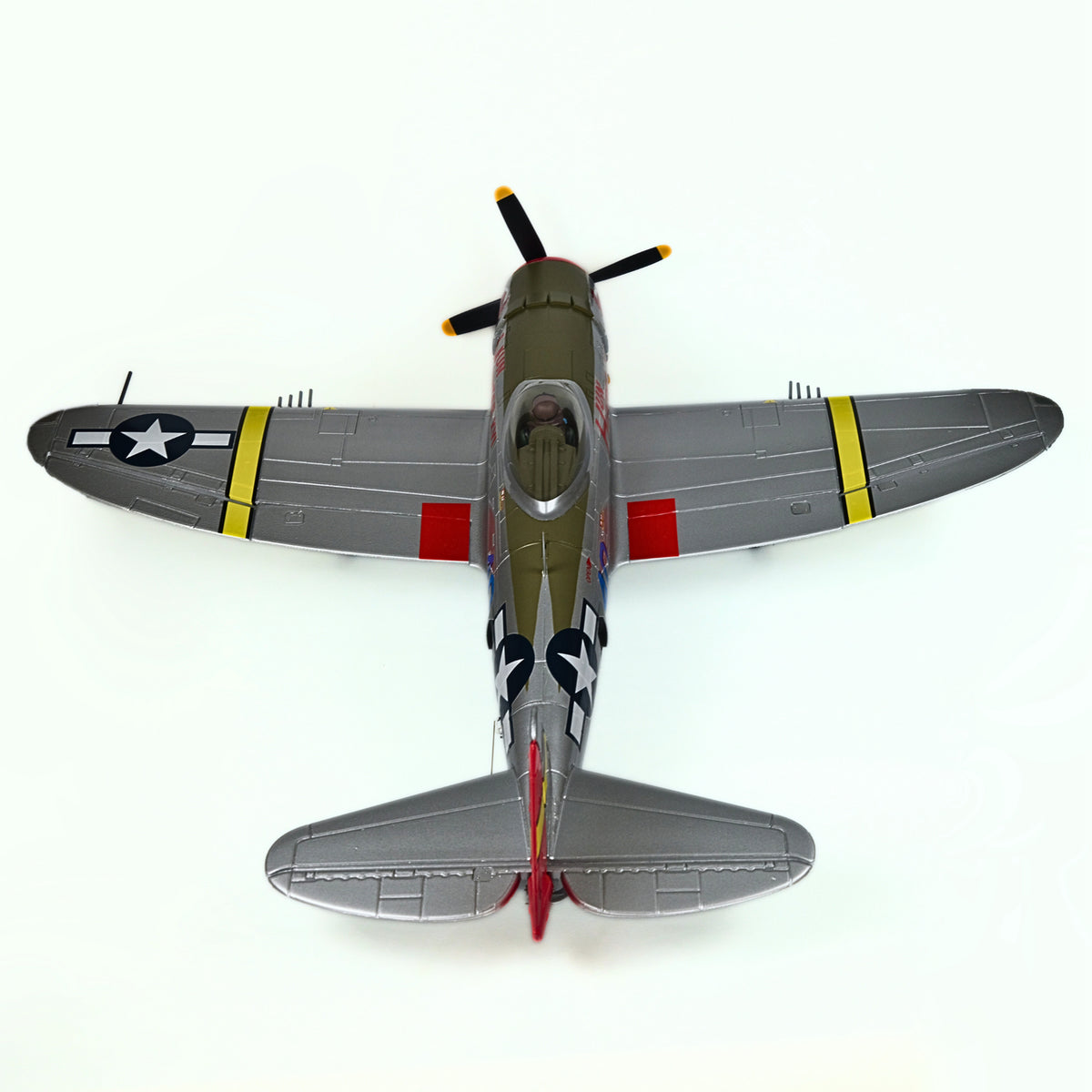 Dynam P-47D Thunderbolt V2 Hunter XVI 4S RC Krigsfugl 1220mm med Flapper