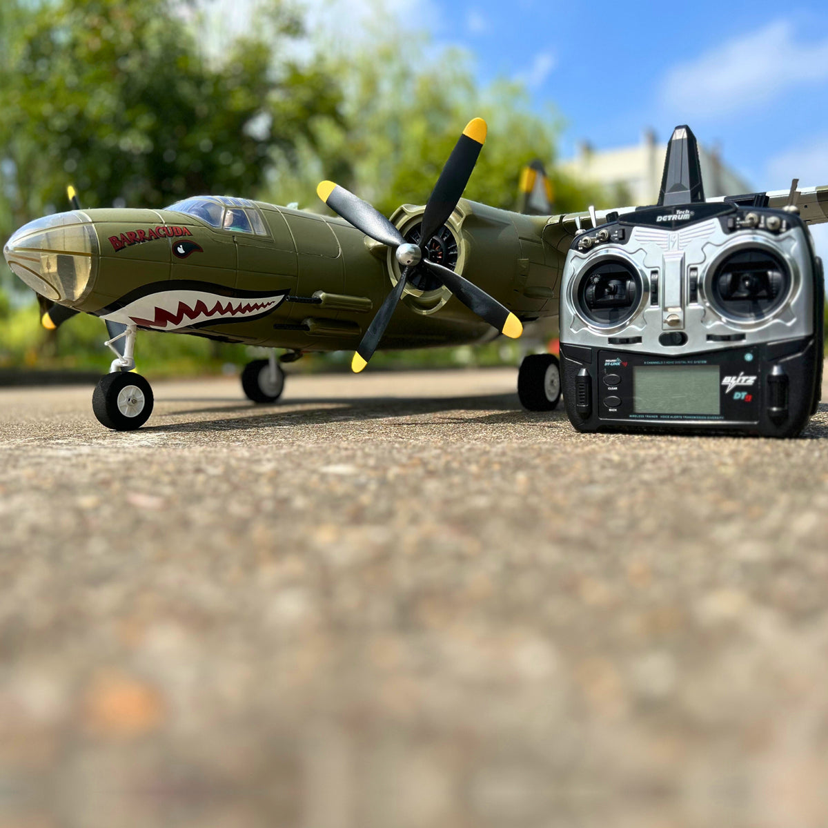 Dynam B-26 Marauder Green 4S Twin-Motor RC Warbird Bomber 1.5mw/ Flaps