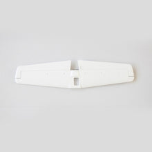 Dynam C-310 Grand Cruiser V2 Elevator