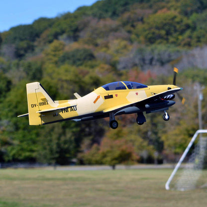 RC lietadlo Dynam EMB-312 Tucano 4S, rozpätie krídel 1,3 m s klapkami