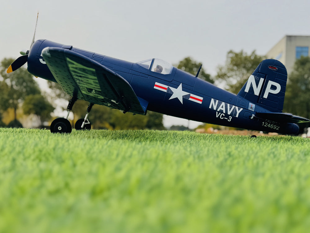 Dynam 1.3m F4U Corsair V2 4S RC Warbird w/ Flaps