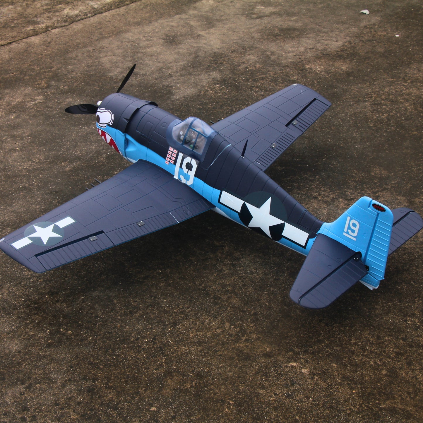 Dynam 1.3m F6F Hellcat V2 4S RC Warbird w/ Flaps