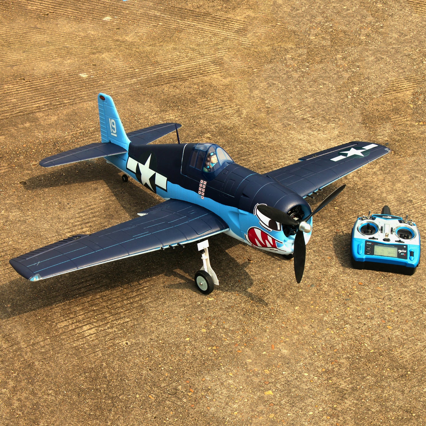 Dynam 1.3m F6F Hellcat V2 4S RC Warbird w/ Flaps