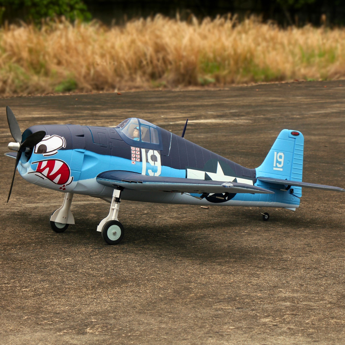 Dynam 1.3m F6F Hellcat V2 4S RC Warbird w/ Flaps