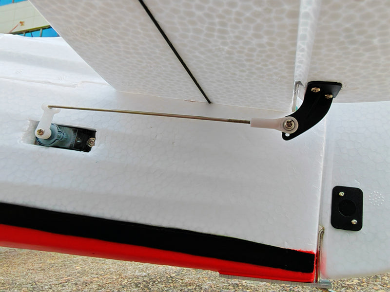 Dynam  1.3m Gee Bee Y V2 4S RC Sport 3D Foam Aerobatic Plane