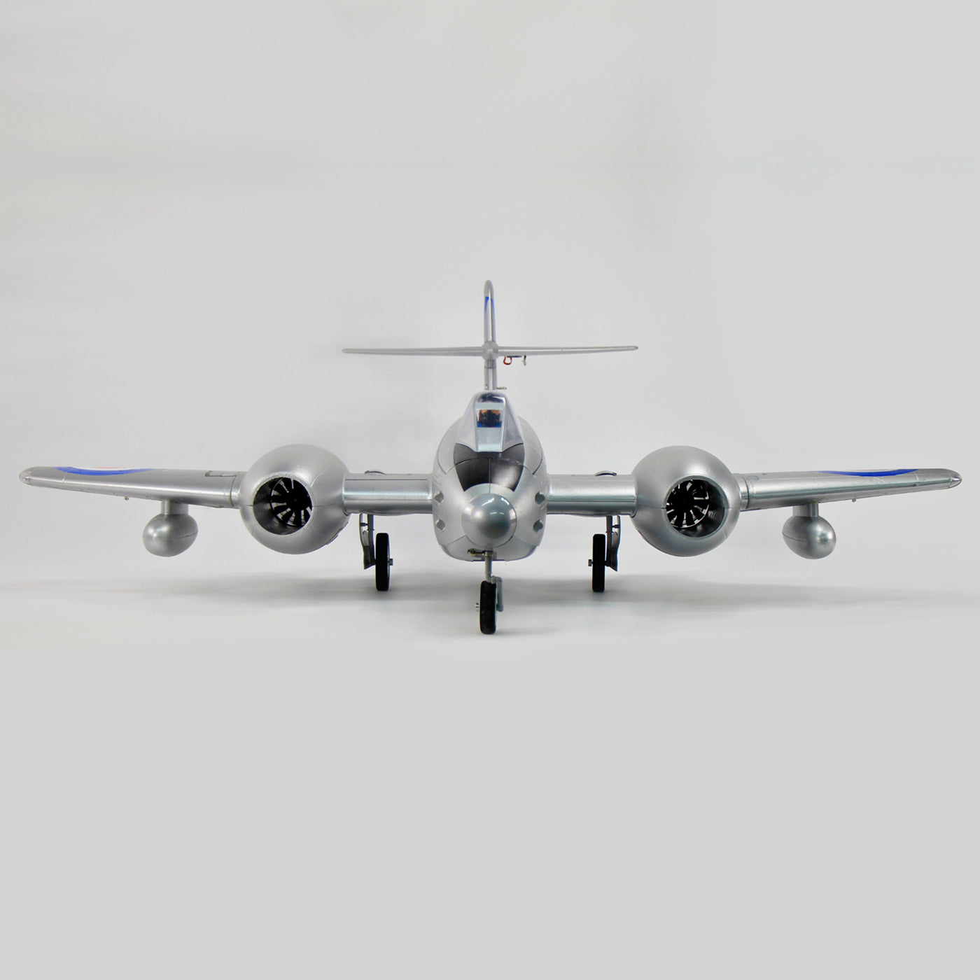 Dynam Gloster Meteor F8 V2 Sølv 6S 12-bladet Twin Inrunner 70mm EDF RC Jet med Flaps