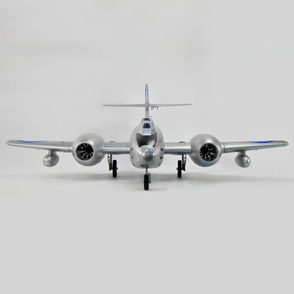 Dynam Gloster Meteor F8 V2 Sølv 6S 12-bladet Twin Inrunner 70mm EDF RC Jet med Flaps