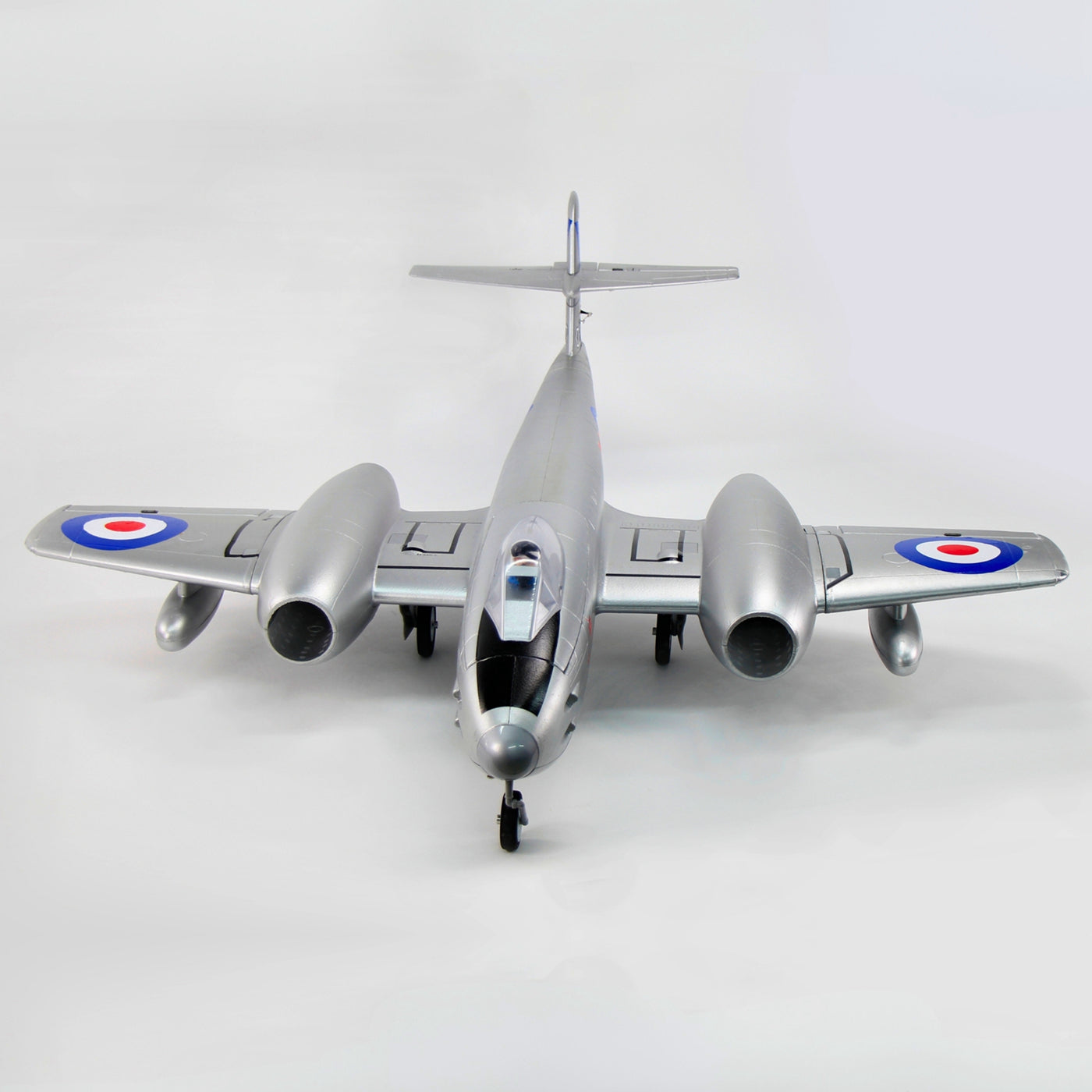 Dynam Gloster Meteor F8 V2 Sølv 6S 12-bladet Twin Inrunner 70mm EDF RC Jet med Flaps