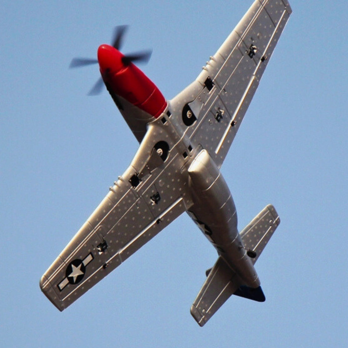 Dynam P-51 Mustang V2 Fred Glover RC Krigsfugl 1200mm Vingefang