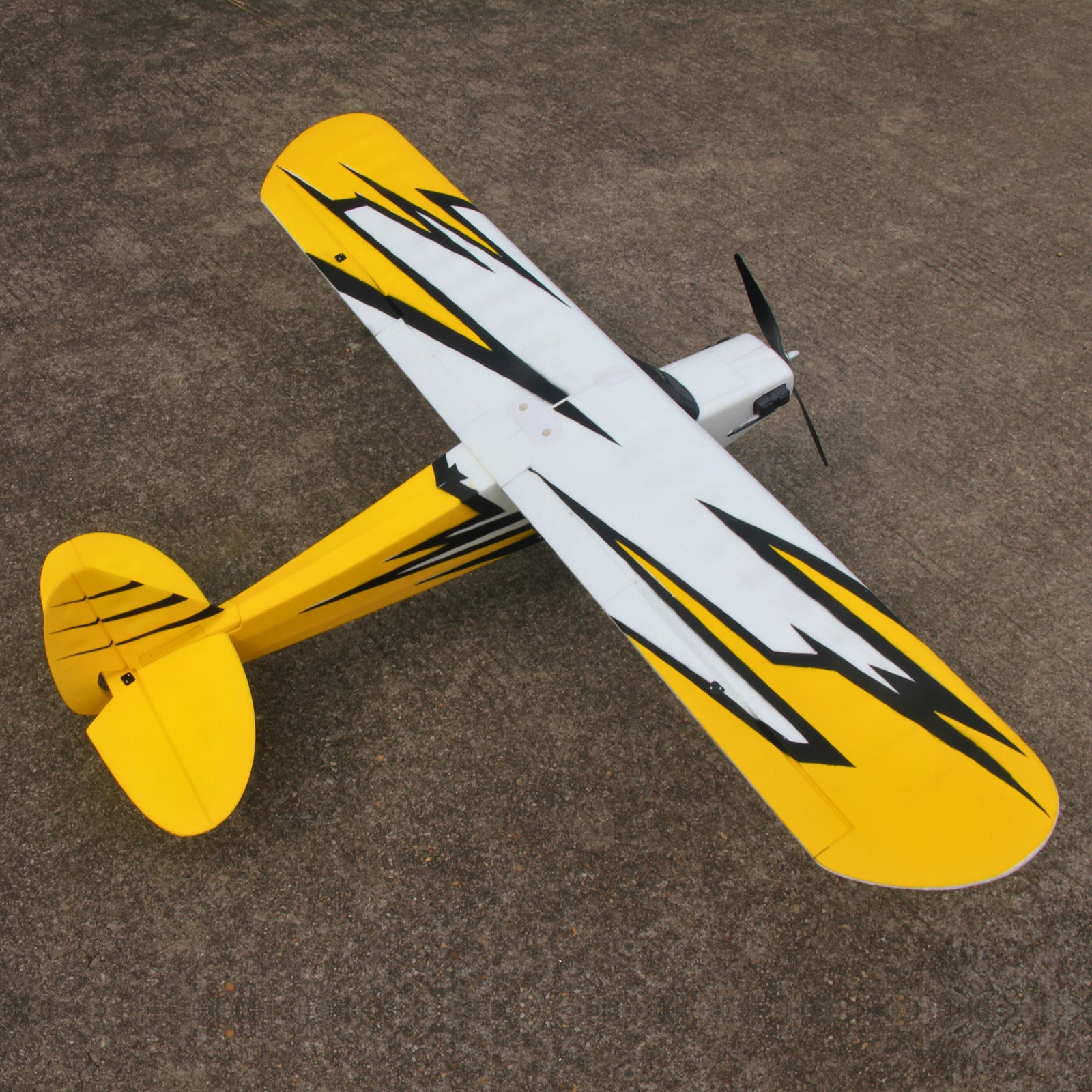 Dynam-Primo-Radio-Controlled-Beginner-Trainer-Yellow-STOL-Bigfoot-4S-1450mm-Flaps-DY8971YL-SRTF_10
