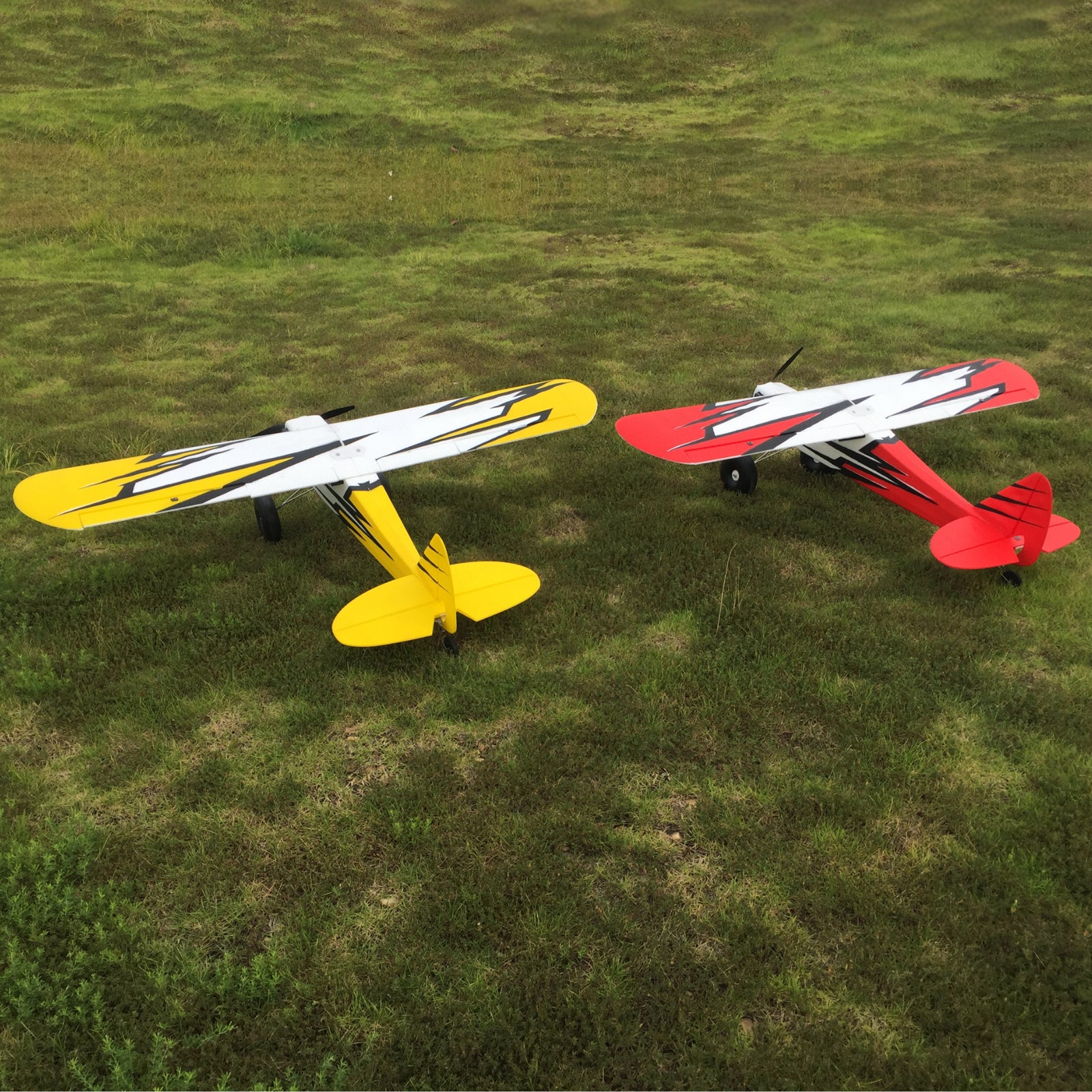 Dynam-Primo-Radio-Controlled-Beginner-Trainer-Yellow-STOL-Bigfoot-4S-1450mm-Flaps-DY8971YL-SRTF_12