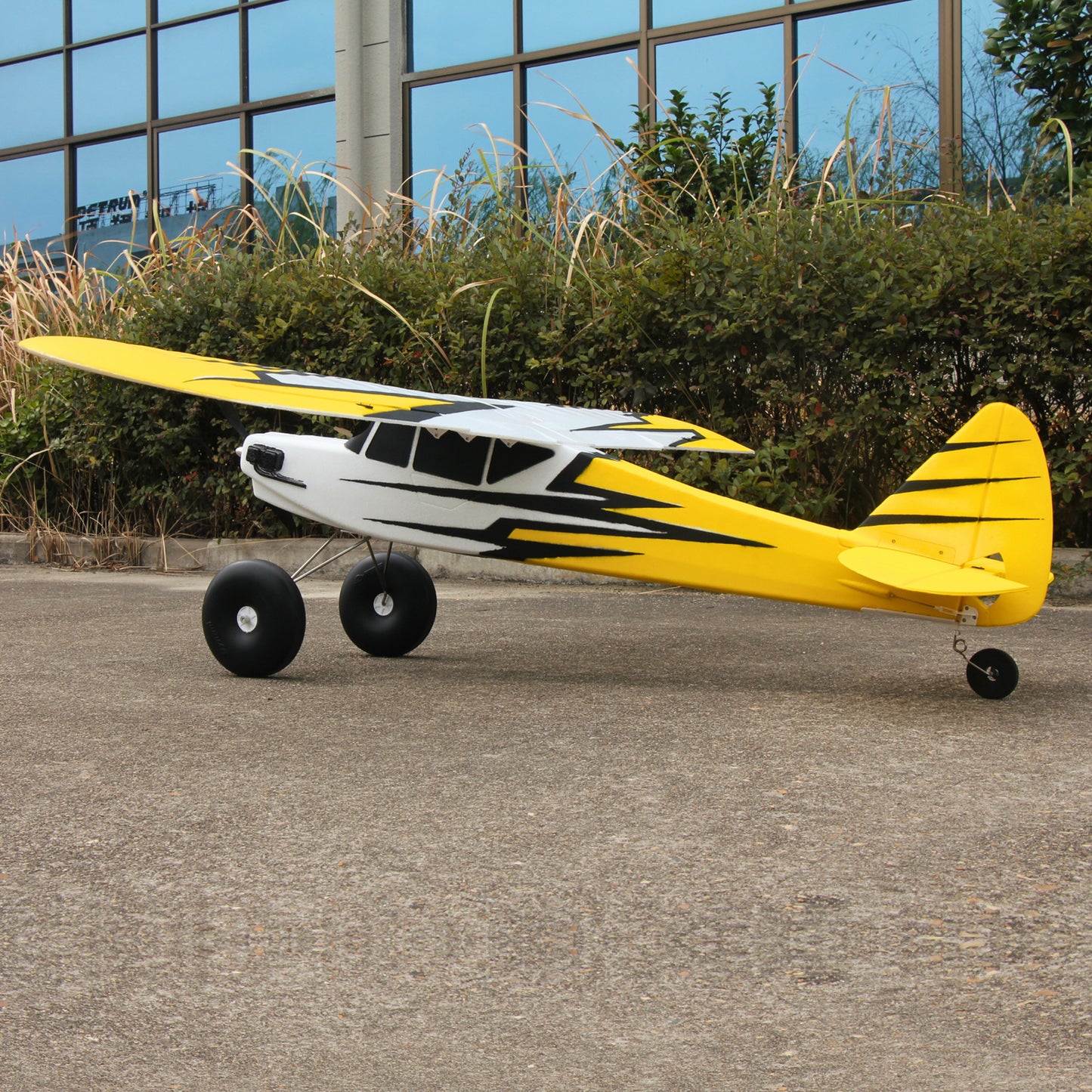 Dynam-Primo-Radio-Controlled-Beginner-Trainer-Yellow-STOL-Bigfoot-4S-1450mm-Flaps-DY8971YL-SRTF_3