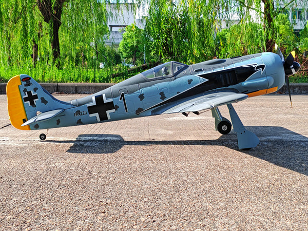 Dynam 1.3m Focke Wulf FW-190 V3 4S RC Warbird w/ Flaps