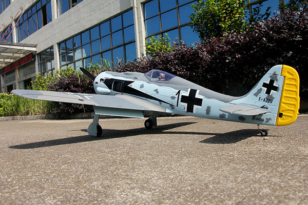 Dynam 1.3m Focke Wulf FW-190 V3 4S RC Warbird w/ Flaps
