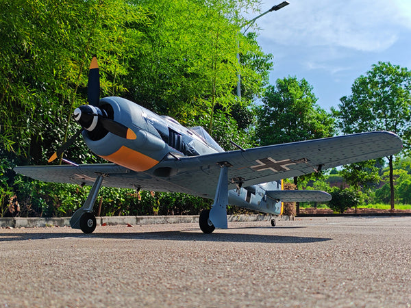 Dynam 1.3m Focke Wulf FW-190 V3 4S RC Warbird w/ Flaps