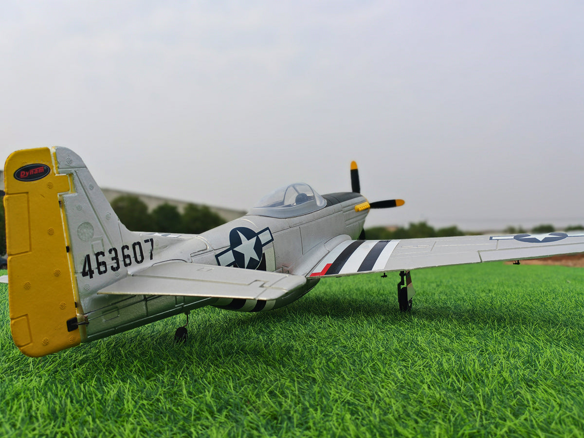 Dynam P-51 Mustang V2 Silver RC Warbird 1.2m Wingspan