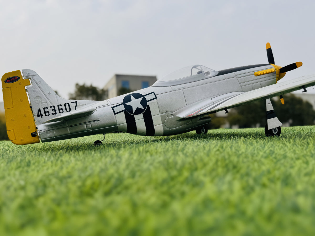 Dynam P-51 Mustang V2 Silver RC Warbird 1.2m Wingspan