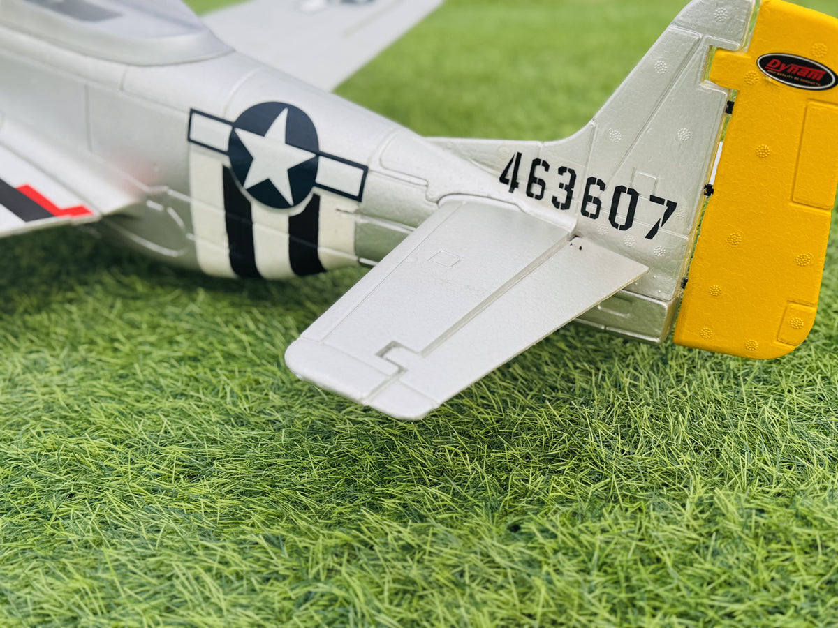 Dynam P-51 Mustang V2 Silver RC Warbird 1.2m Wingspan