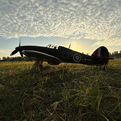 Dynam 1.25m Hawker Hurricane V2 4S RC Warbird w/ Flaps