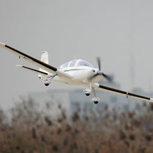 Dynam Cirrus SR22 V3 White Trainer 3S/4S  RC Scale Aircraft 1.4m Wingspan