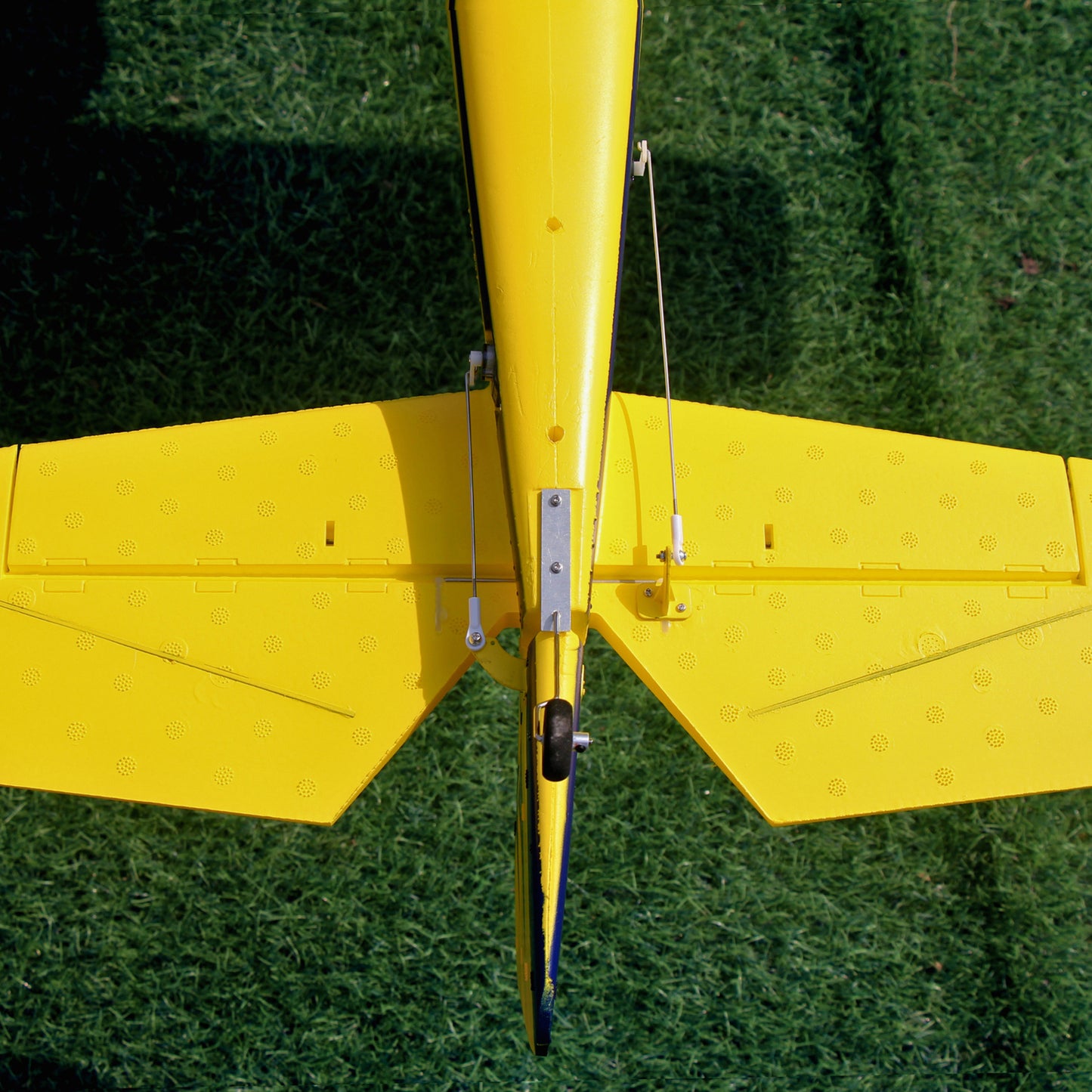Dynam 1.2m 3D Sport Sukhoi SU-26M V2 Blue 4S Aerobatic RC Plane