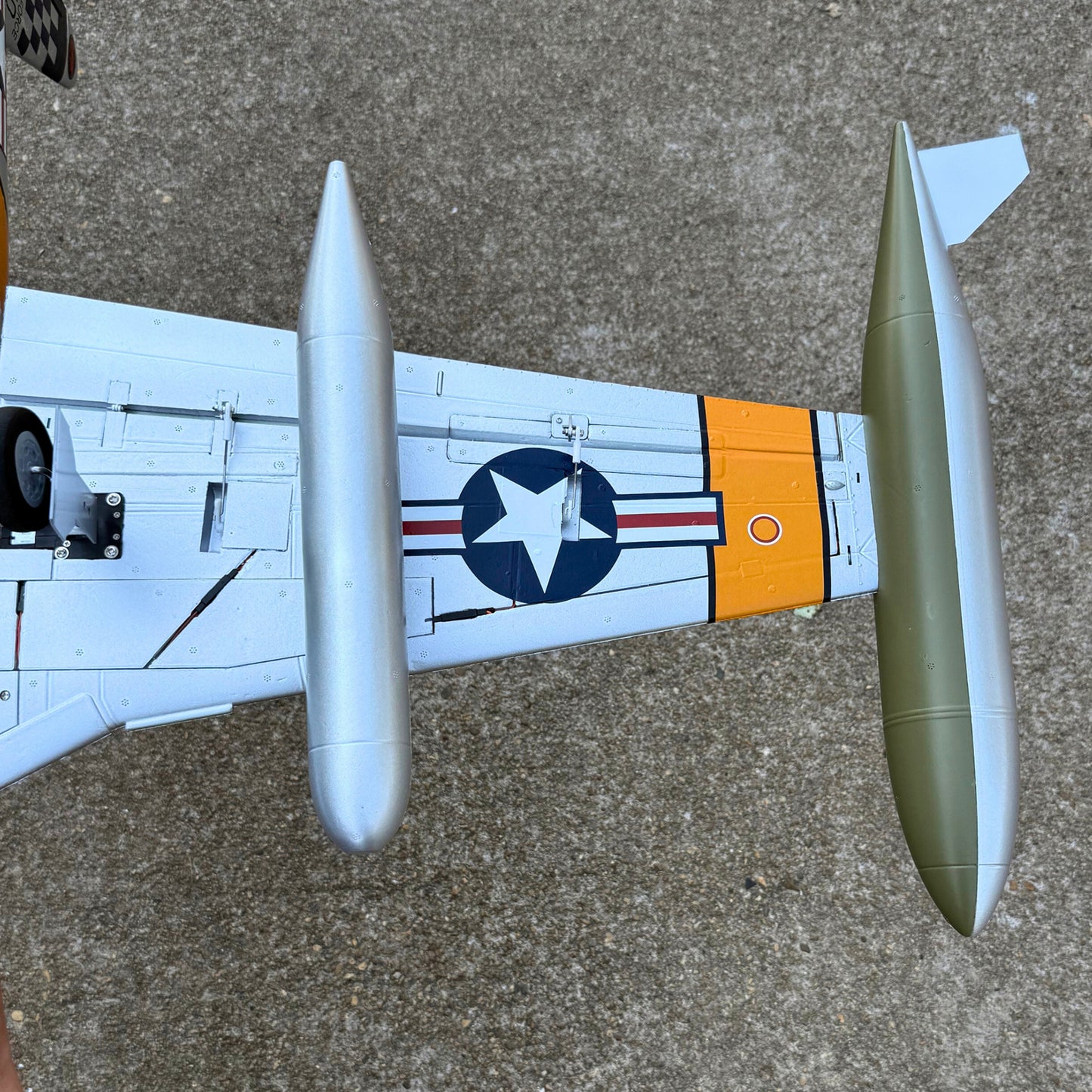 Dynam  RC Jet Trainer T-33 Shooting Star 6S 12-Blade 70mm EDF