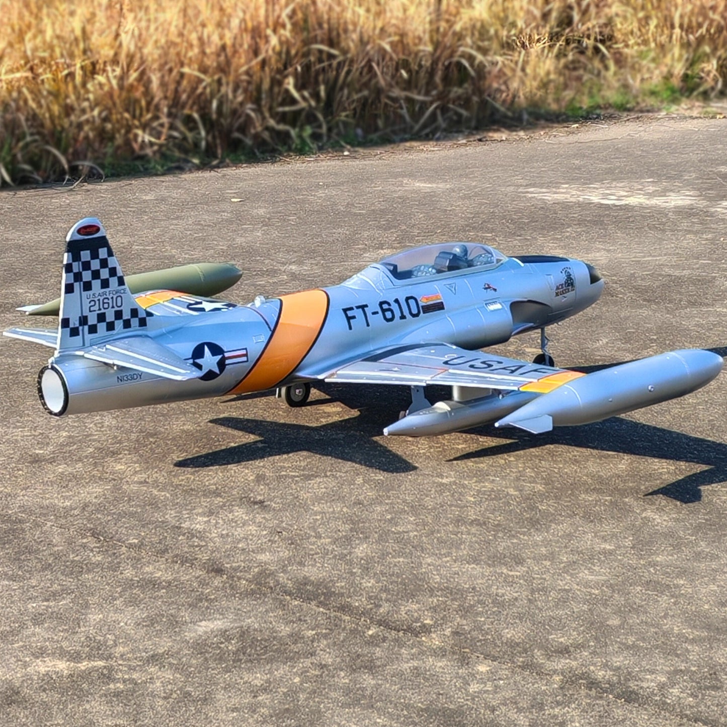 Dynam  RC Jet Trainer T-33 Shooting Star 6S 12-Blade 70mm EDF