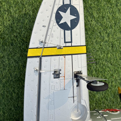 Dynam P-47D Thunderbolt V2 Hun Hunter XVI 4S RC Warbird 1.22m w/ Flaps